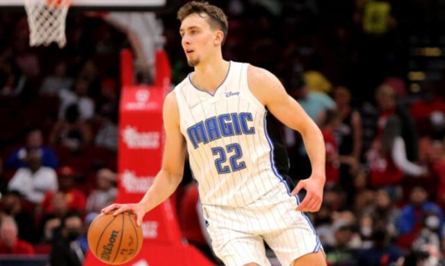 并协助队友 并协助队友