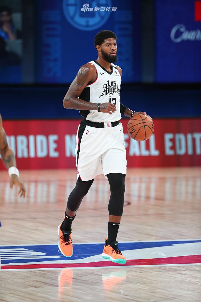 仅是年轻人 仅是年轻人